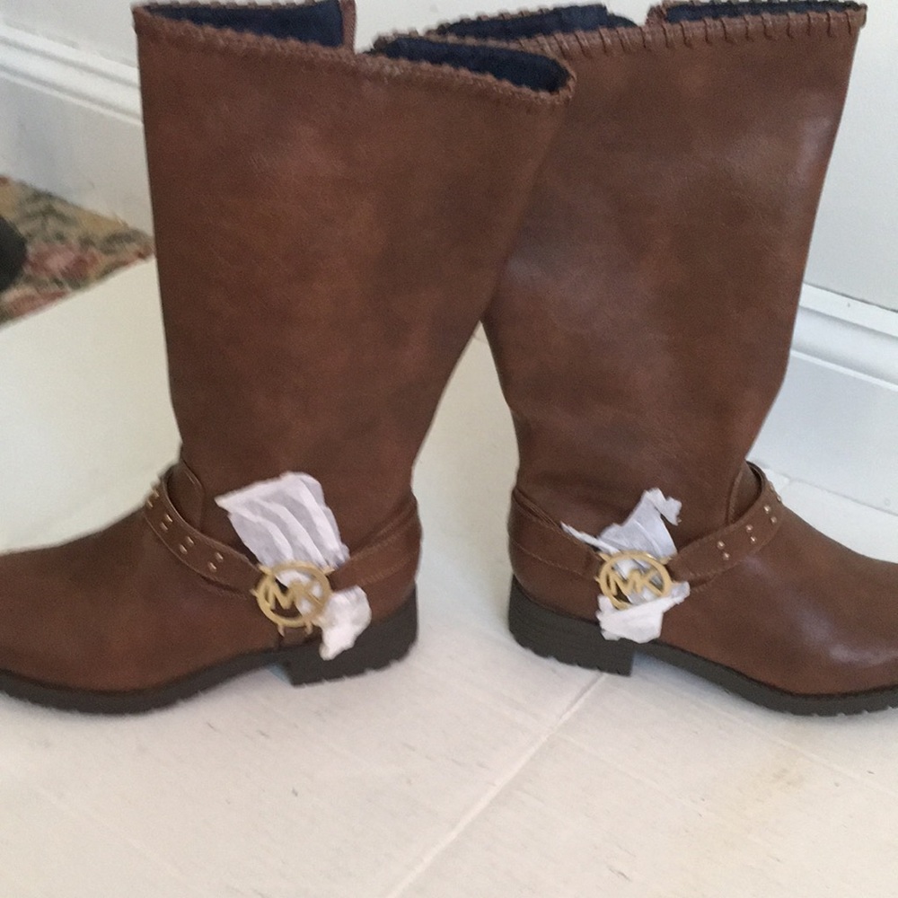 NWT Michael Kors authentic girls or women’s brown boots